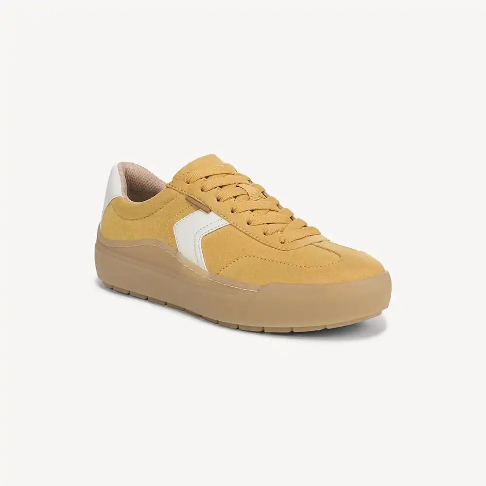 Women's Time Off Win Lace Sneaker