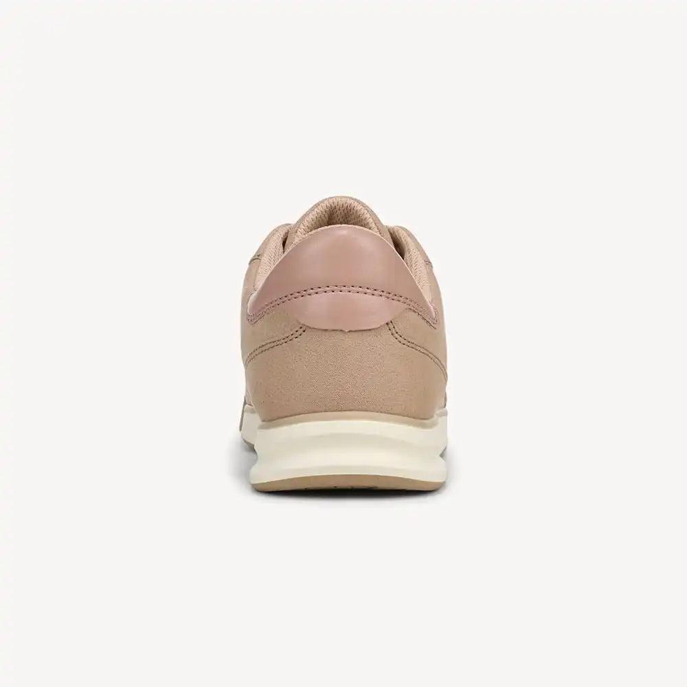 Women's Throwback Lace Sneaker
