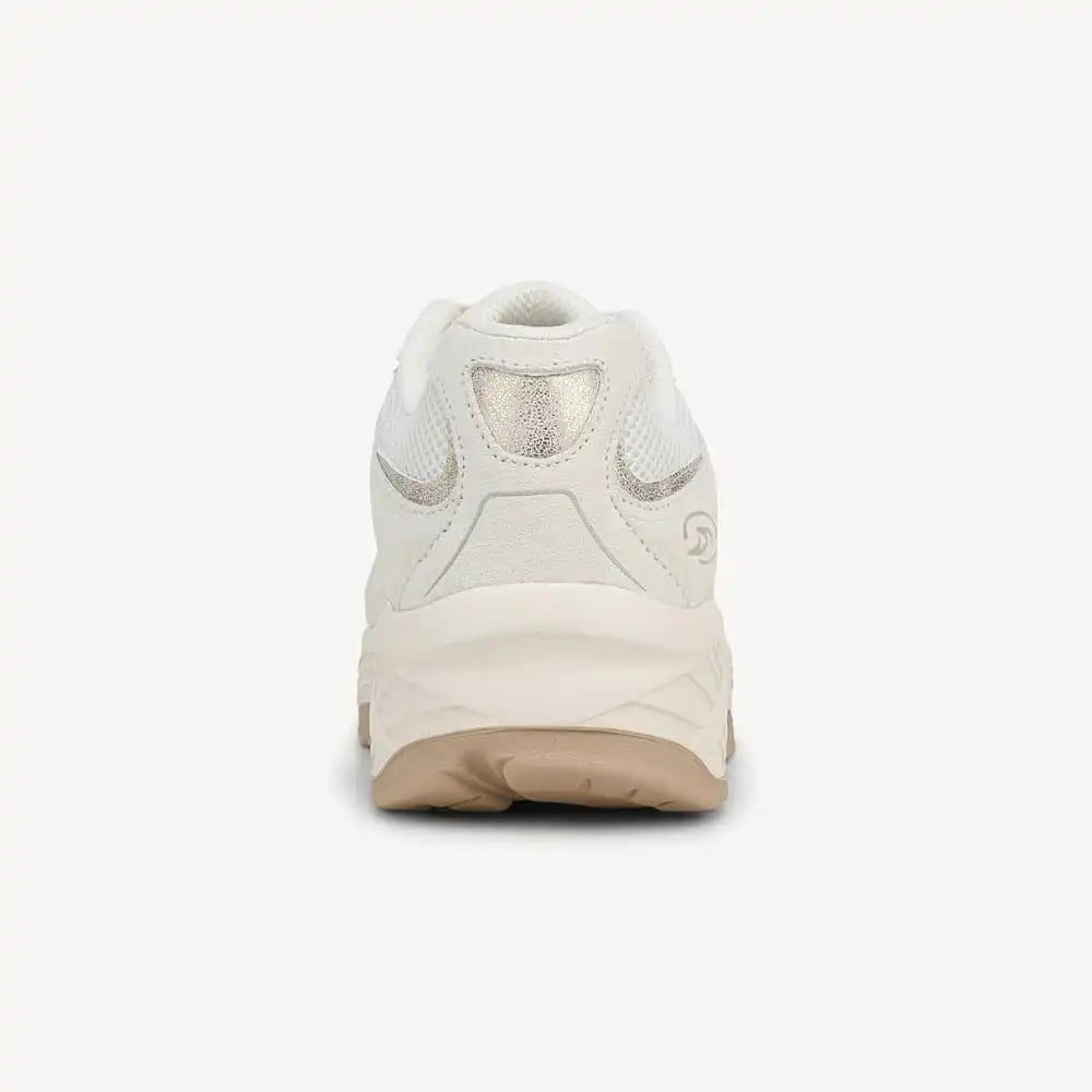 Women's High Energy Lace Up Sneaker