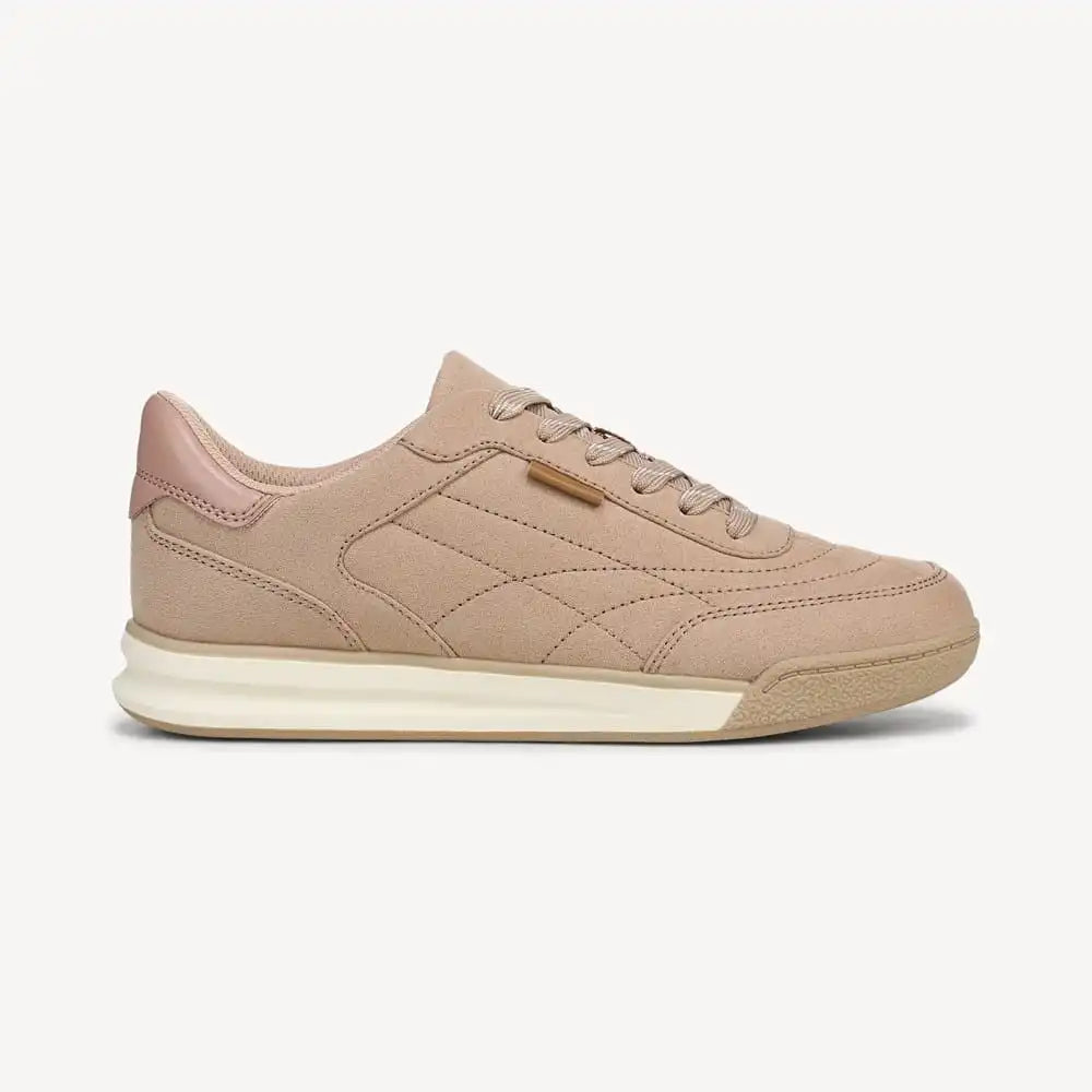 Women's Throwback Lace Sneaker