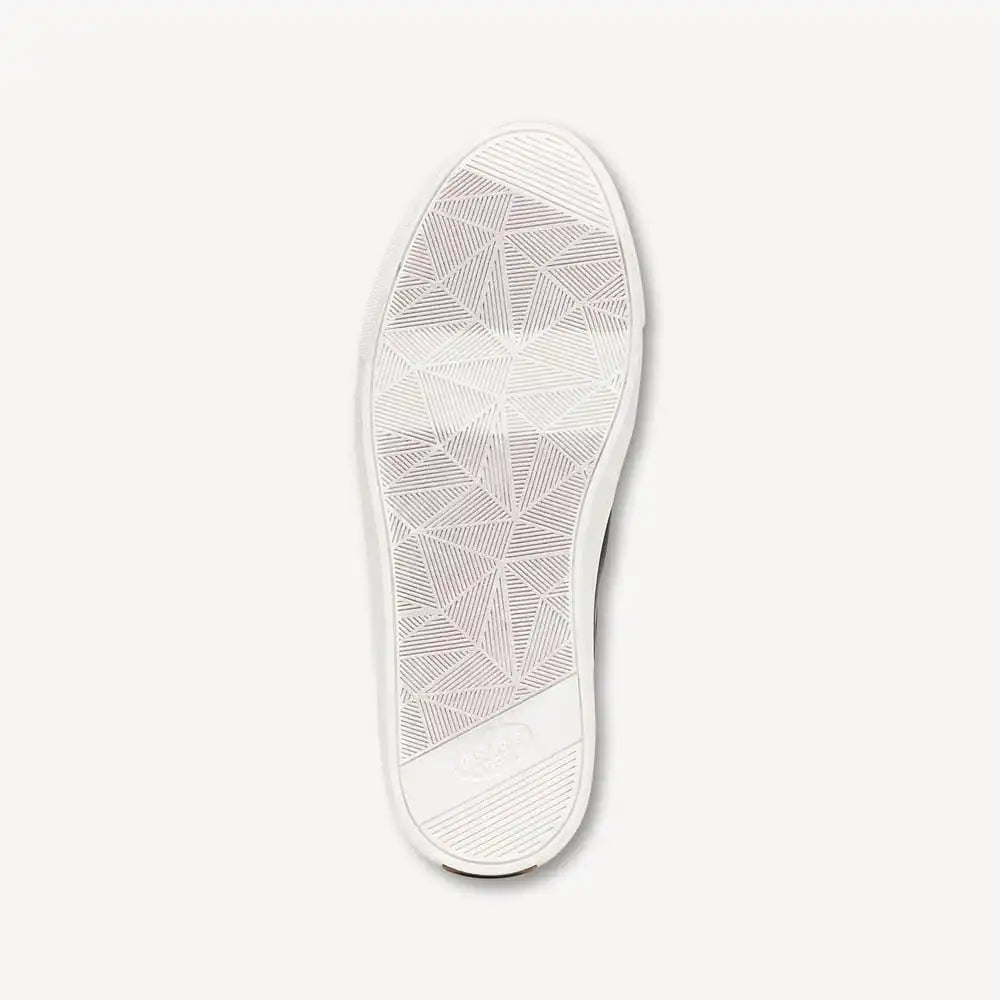 Women's Nova Slip On Sneaker