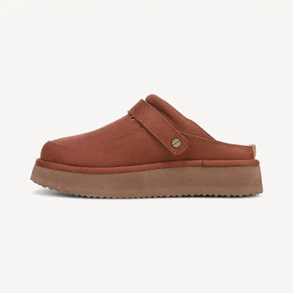 Women's Chill Out Iconic Stud Clog