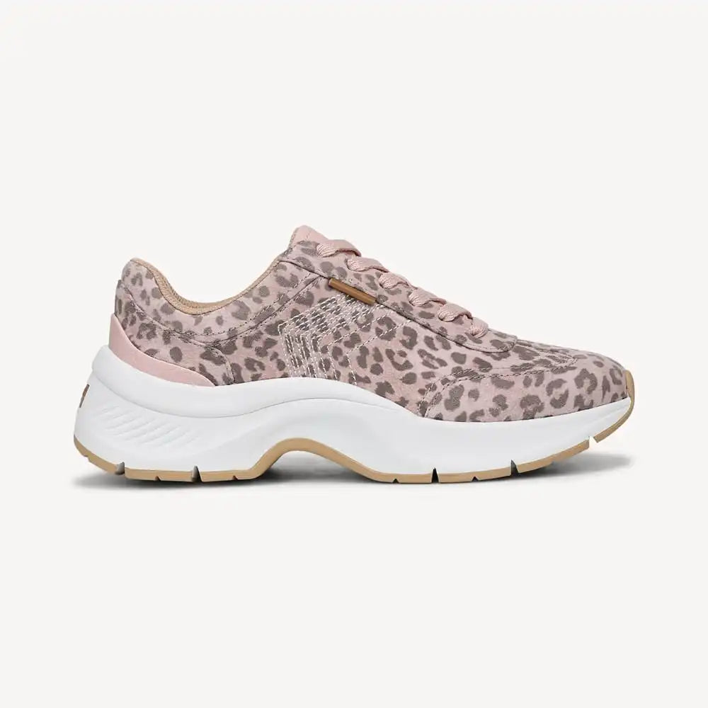 Women's Walk Mode Sneaker