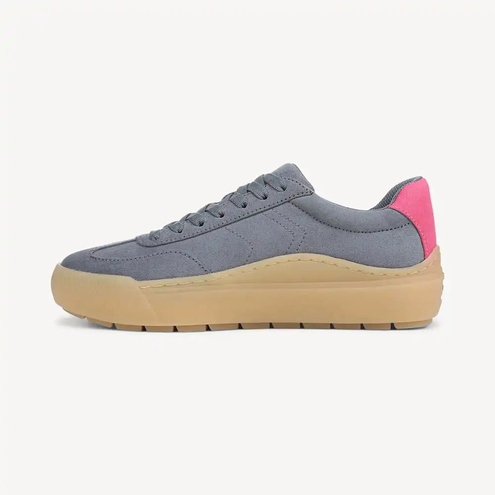 Women's Time Off Win Lace Sneaker