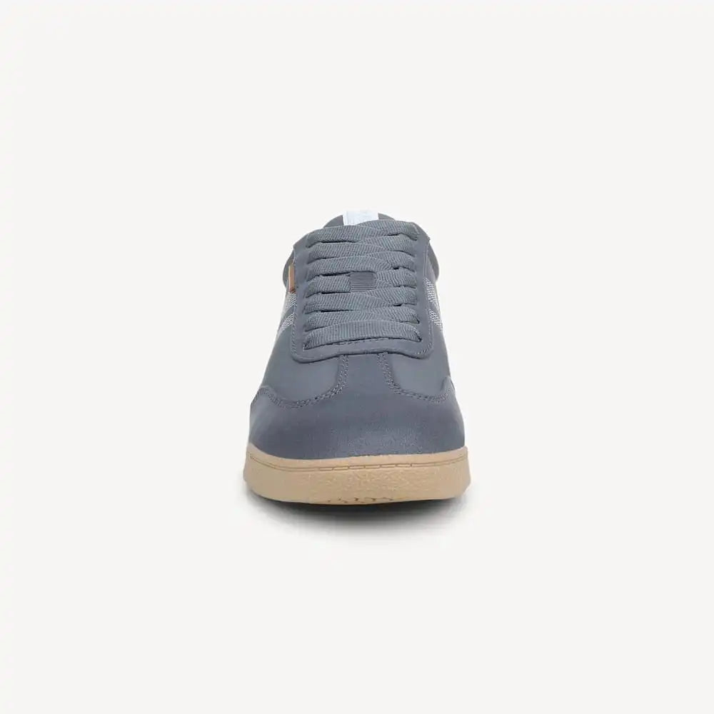Women's Throwback Retro Sneaker