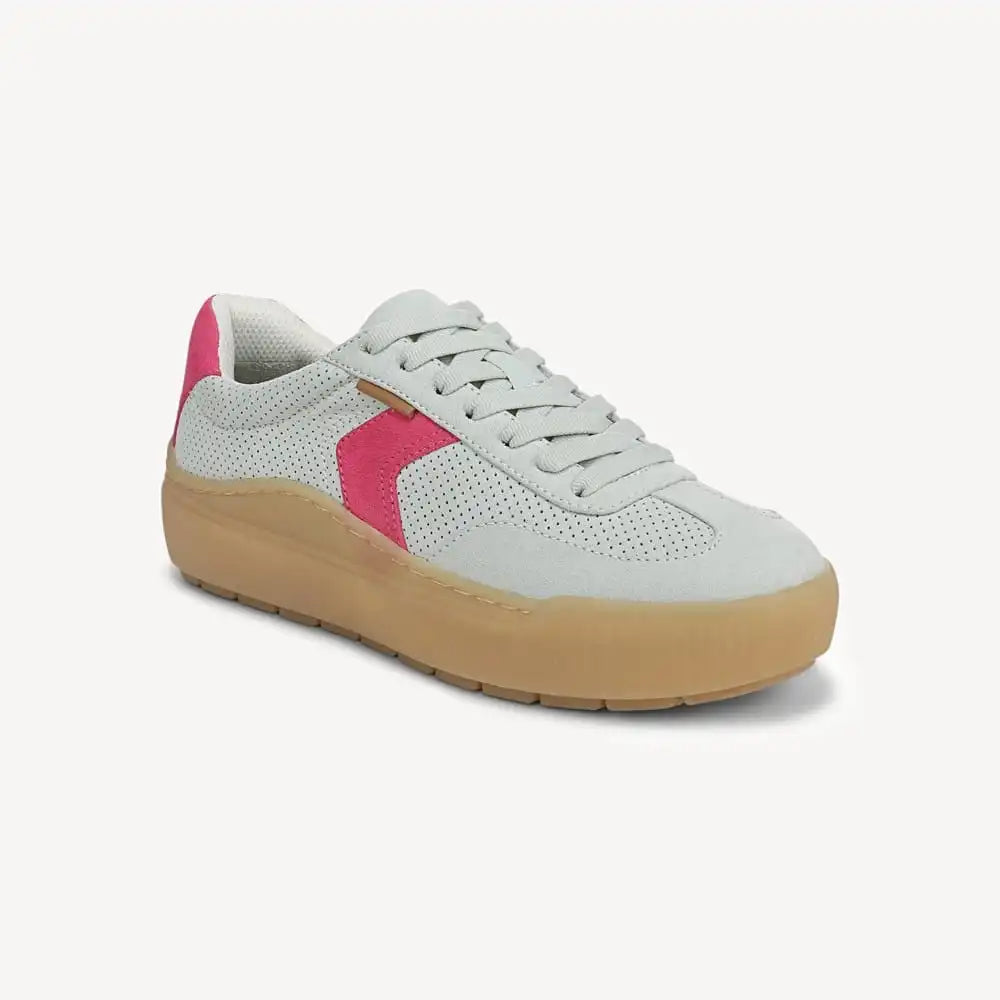 Women's Time Off Win Lace Sneaker