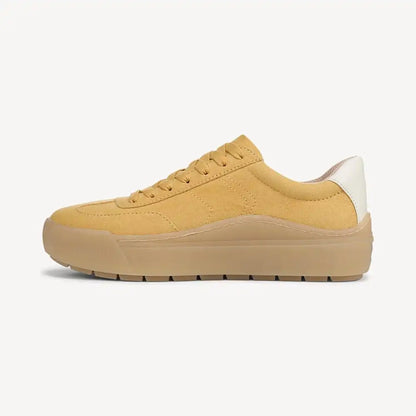 Women's Time Off Win Lace Sneaker