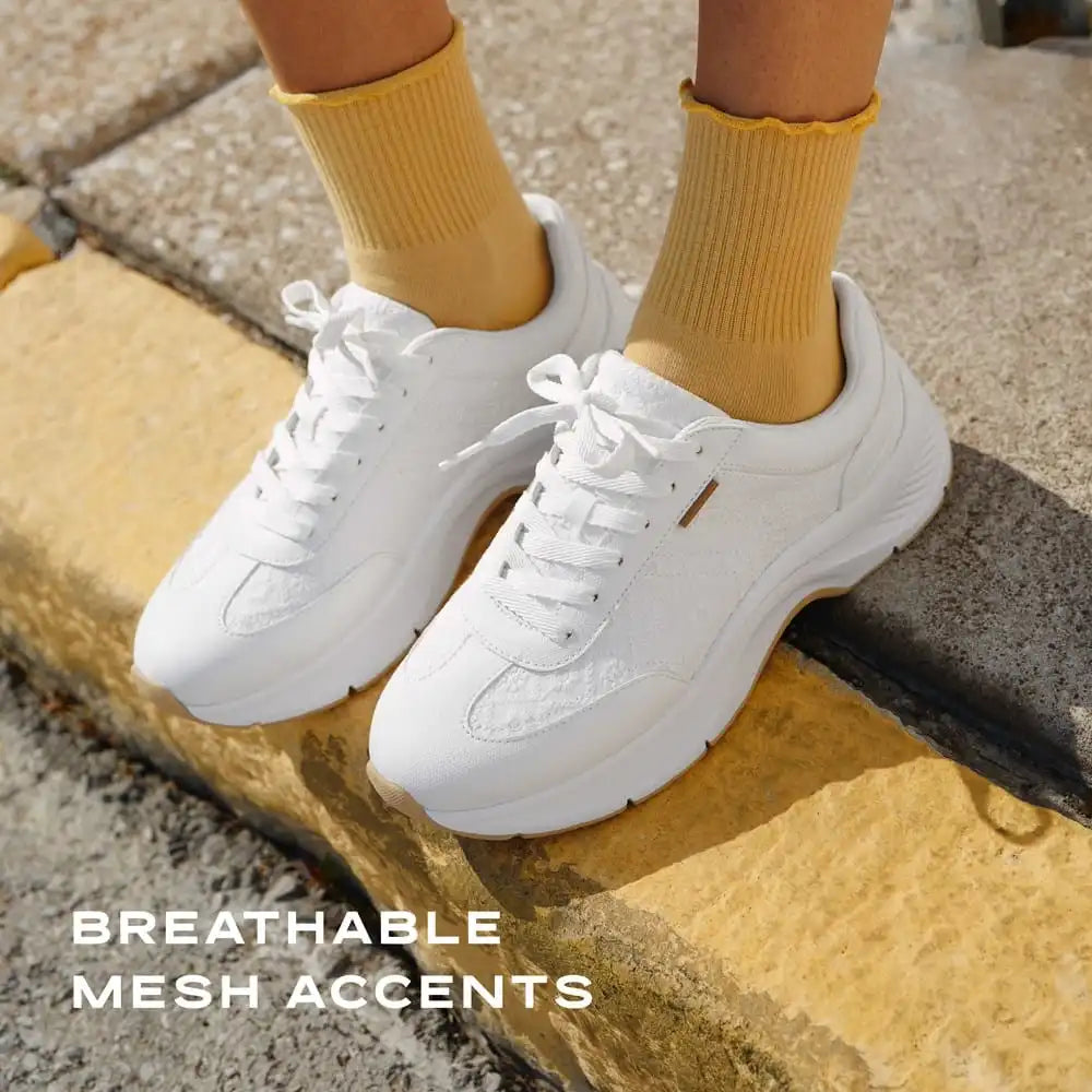 Women's Walk Mode Sneaker
