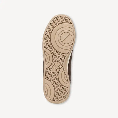 Women's Throwback Retro Sneaker