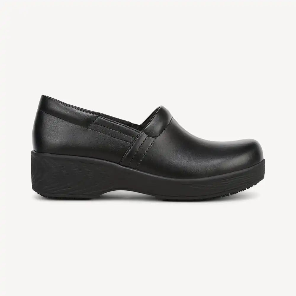 Women's Dynamo Lite Slip Resistant Slip On