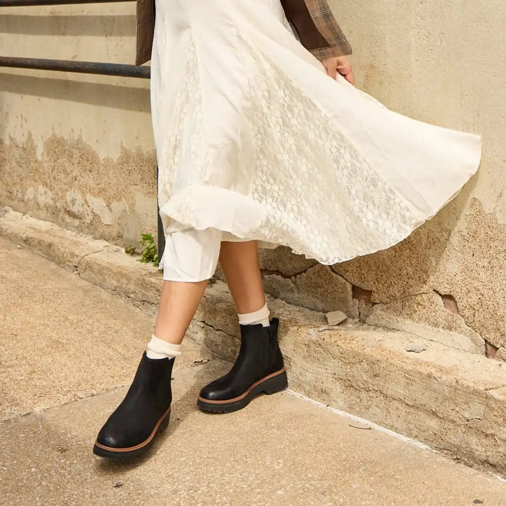 Women's Bring Vibes Chelsea Boot