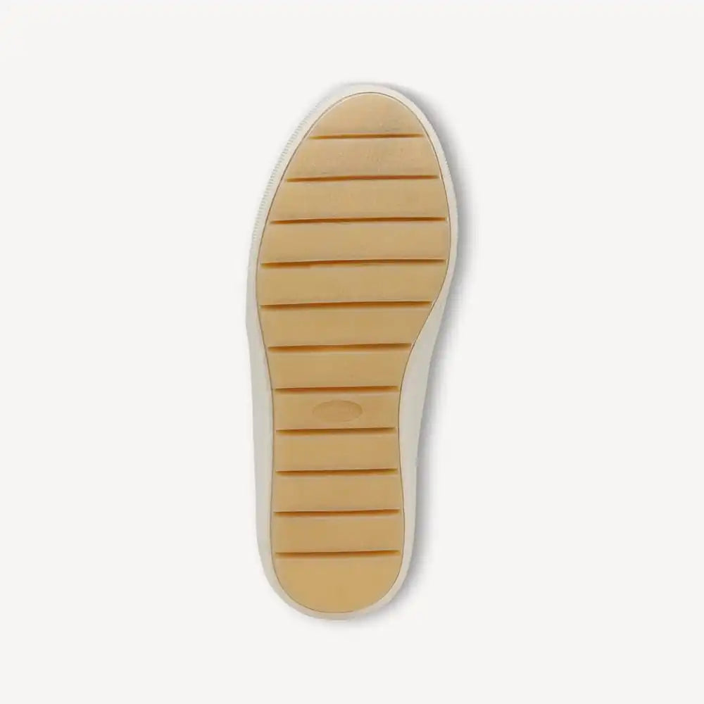 Women's Time Off Win Lace Sneaker