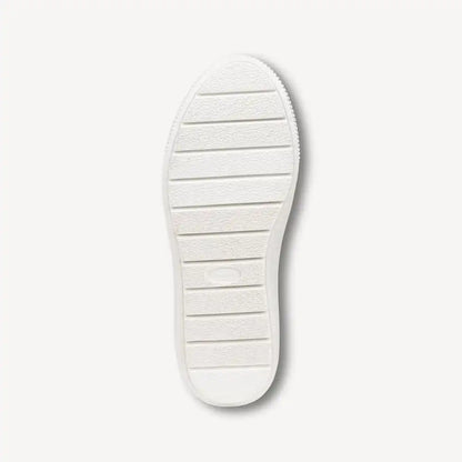 Women's Time Off Max Lace Up Sneaker