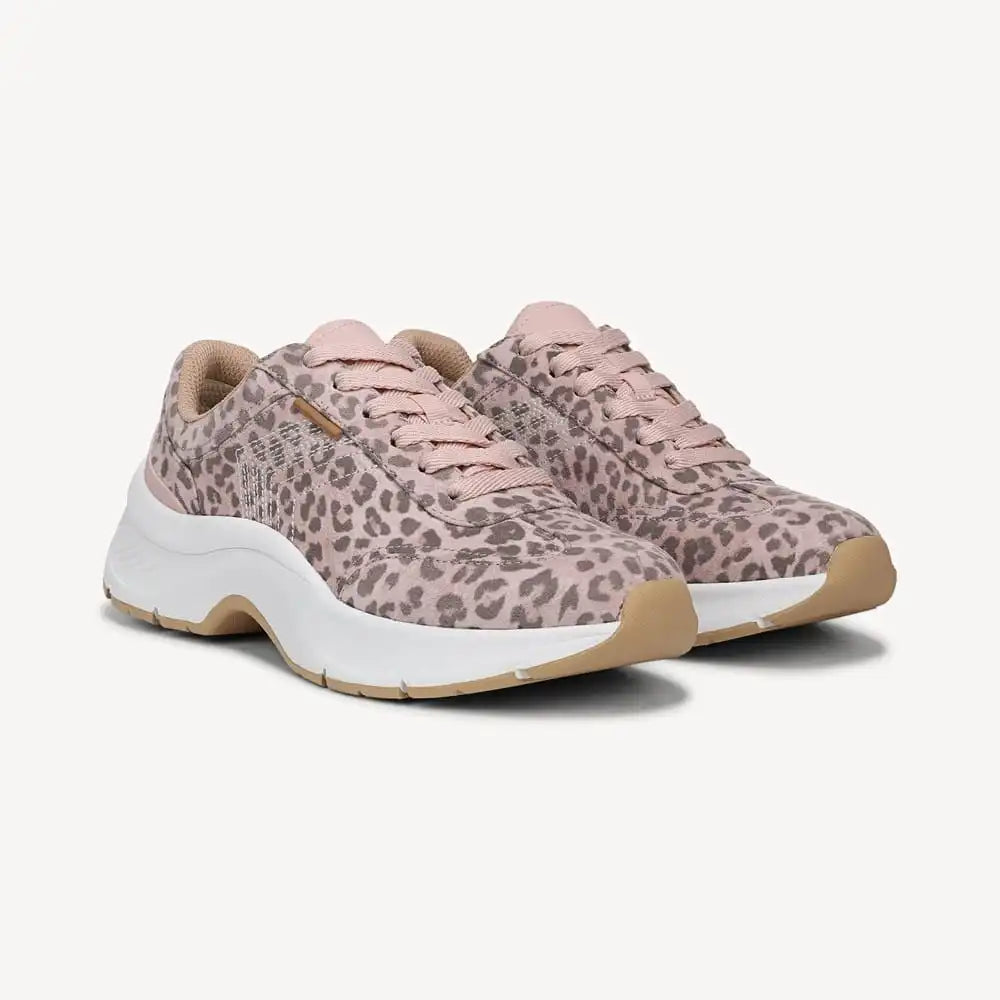 Women's Walk Mode Sneaker