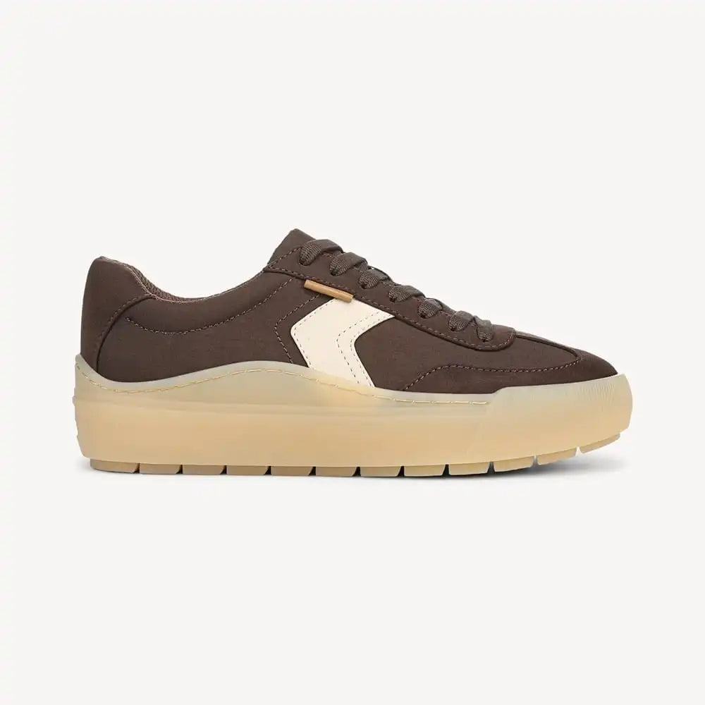 Women's Time Off Win Lace Sneaker