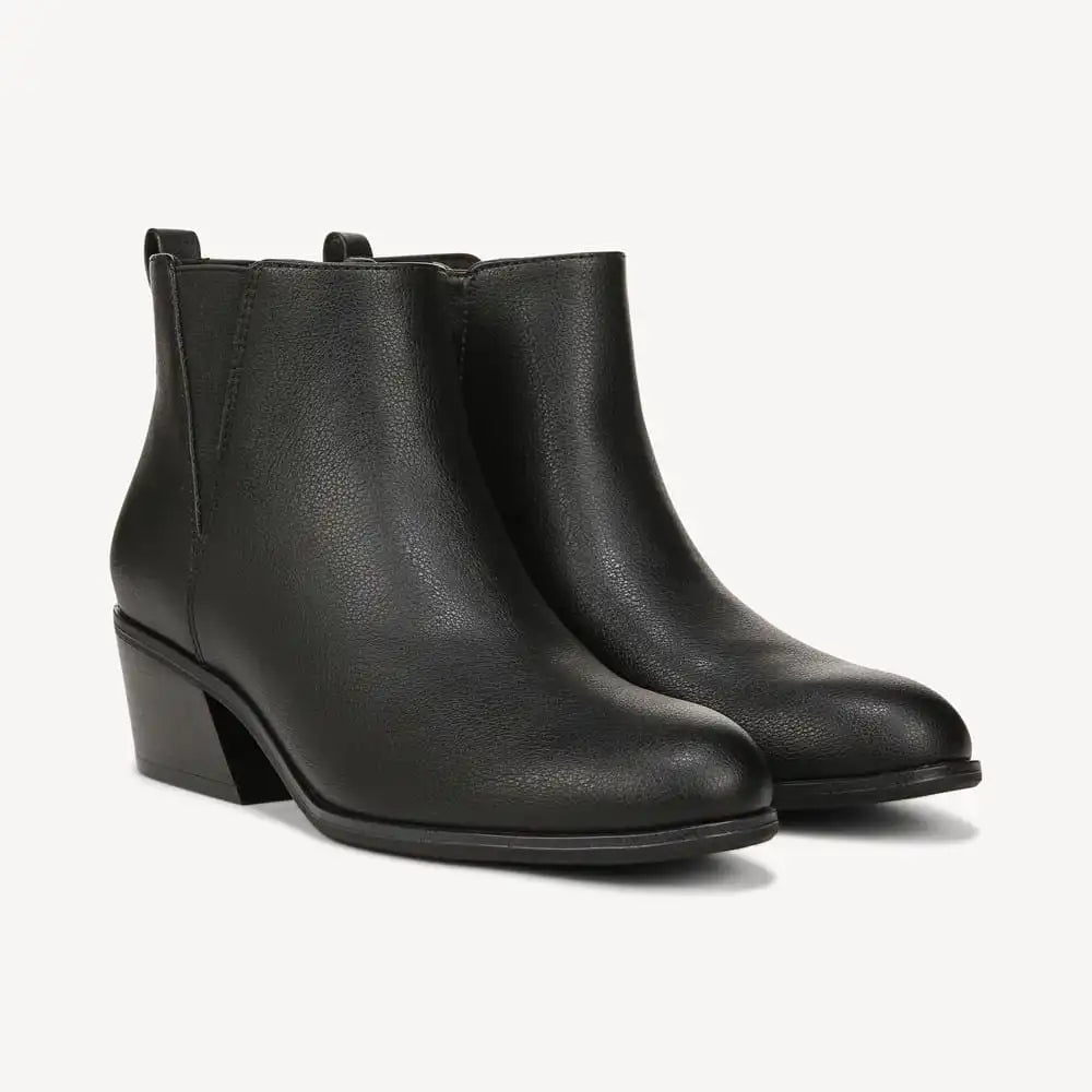 Women's Lacey Ankle Bootie