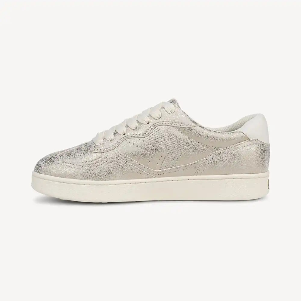 Women's Right On Sneaker